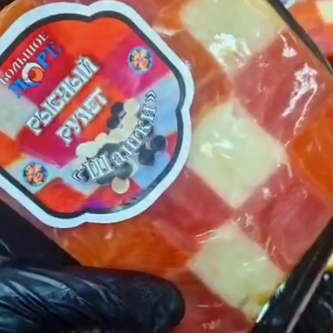 Рыбный рулет «Шашки»
